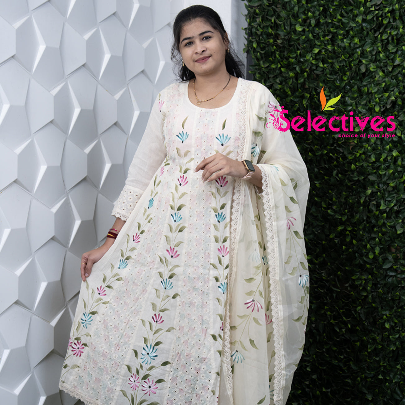White Hakoba with Brush Paint & Organza Dupatta (Plus Size)