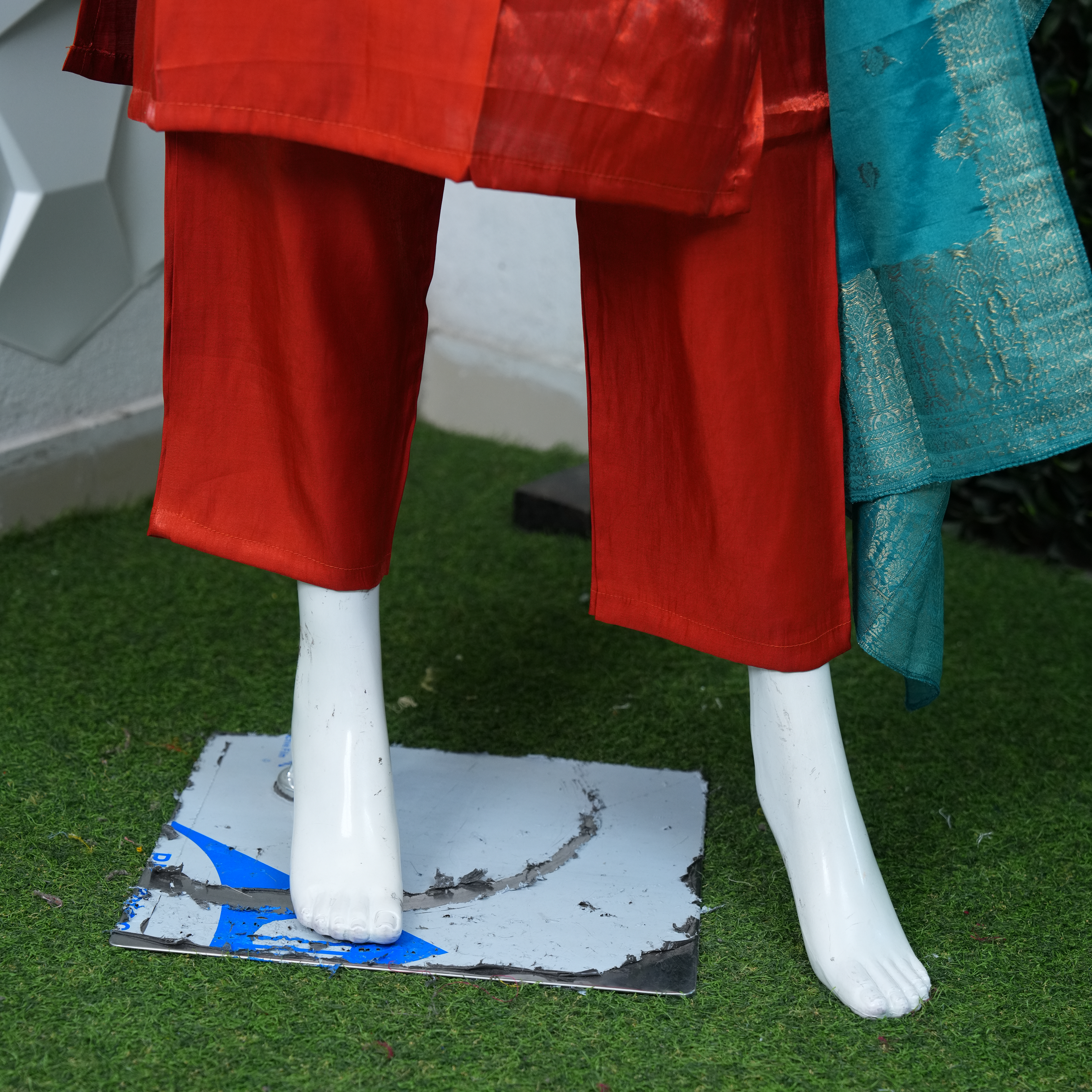 Farsi tissue Party wear sets