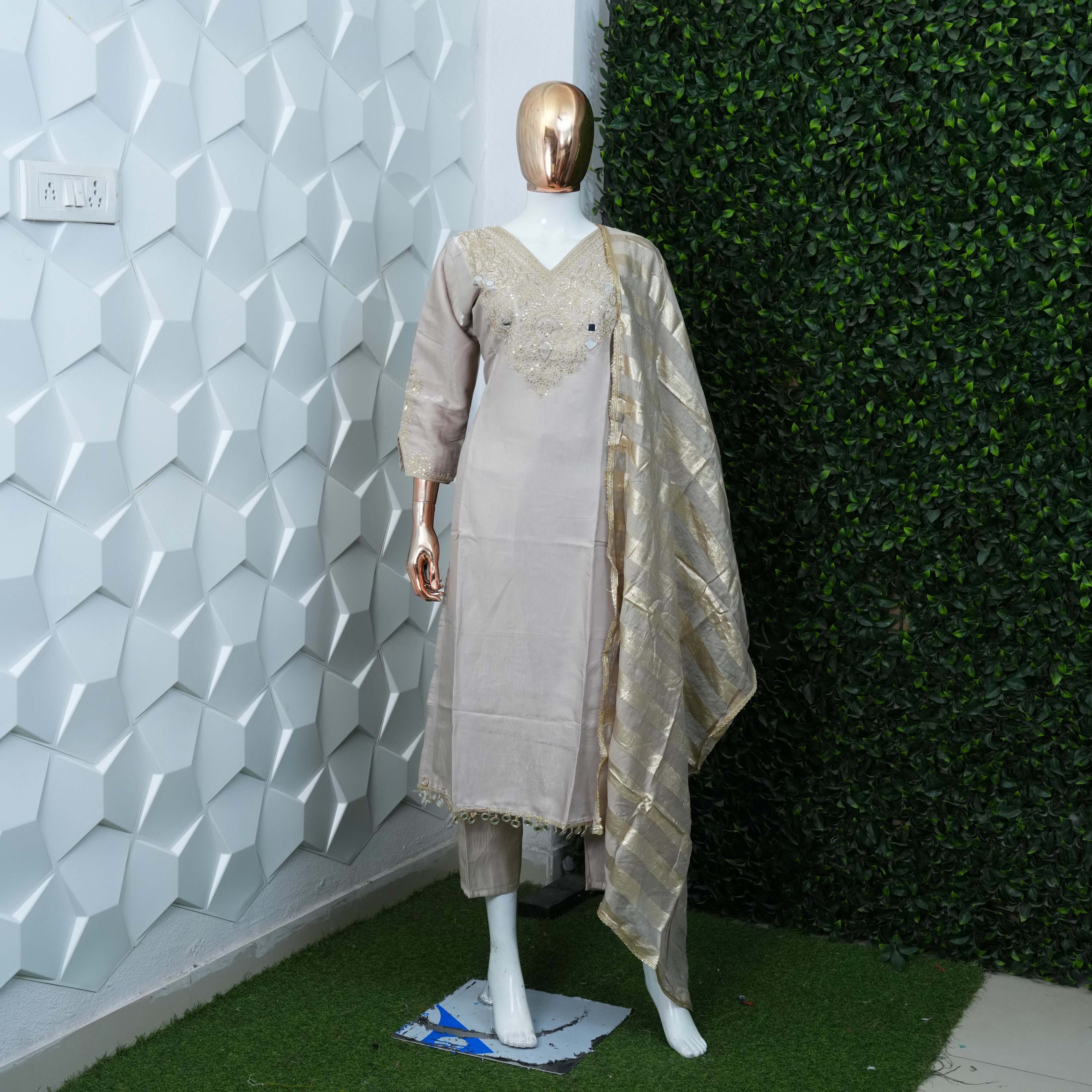 Designer concept partywear