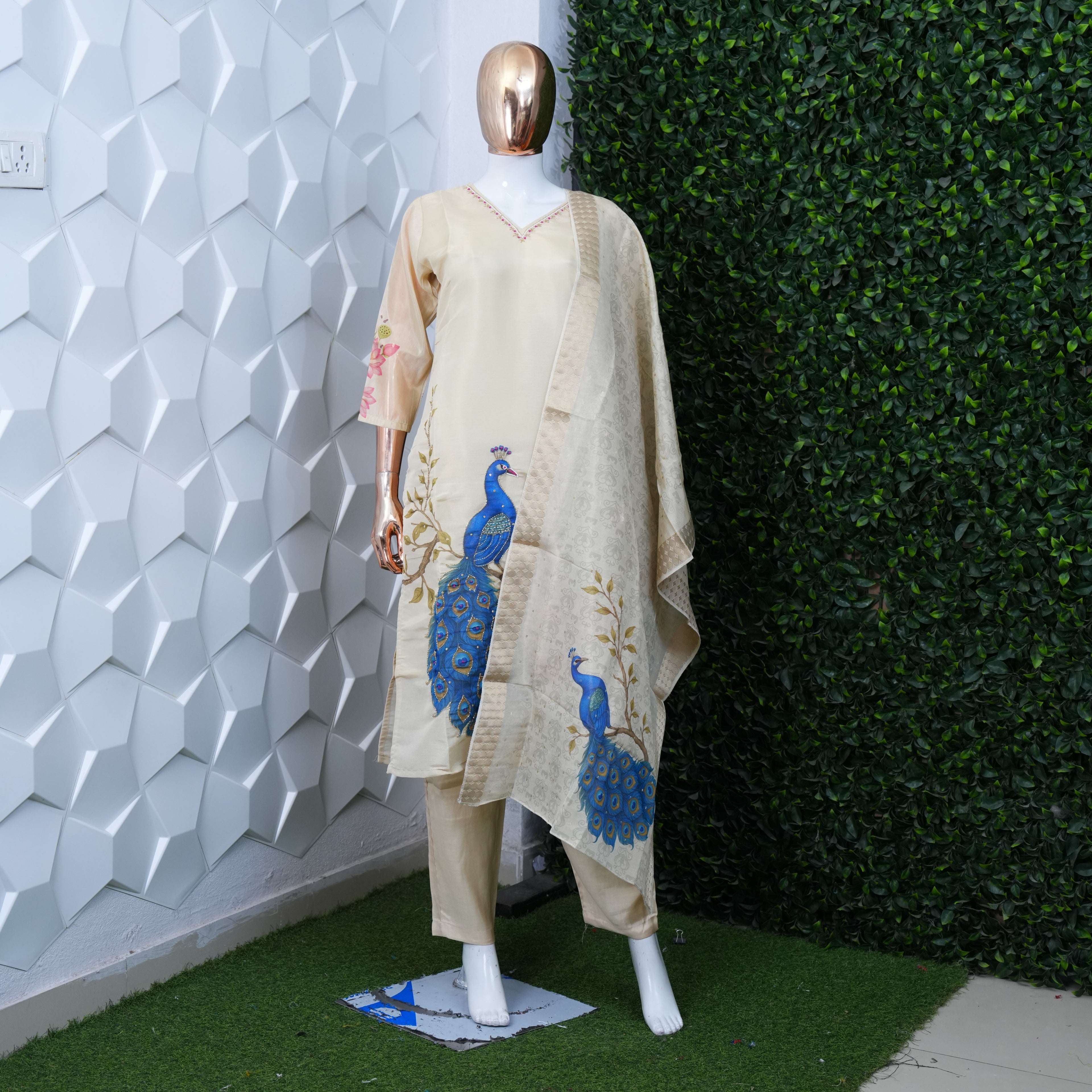 Digital print peacoack semiparty wear