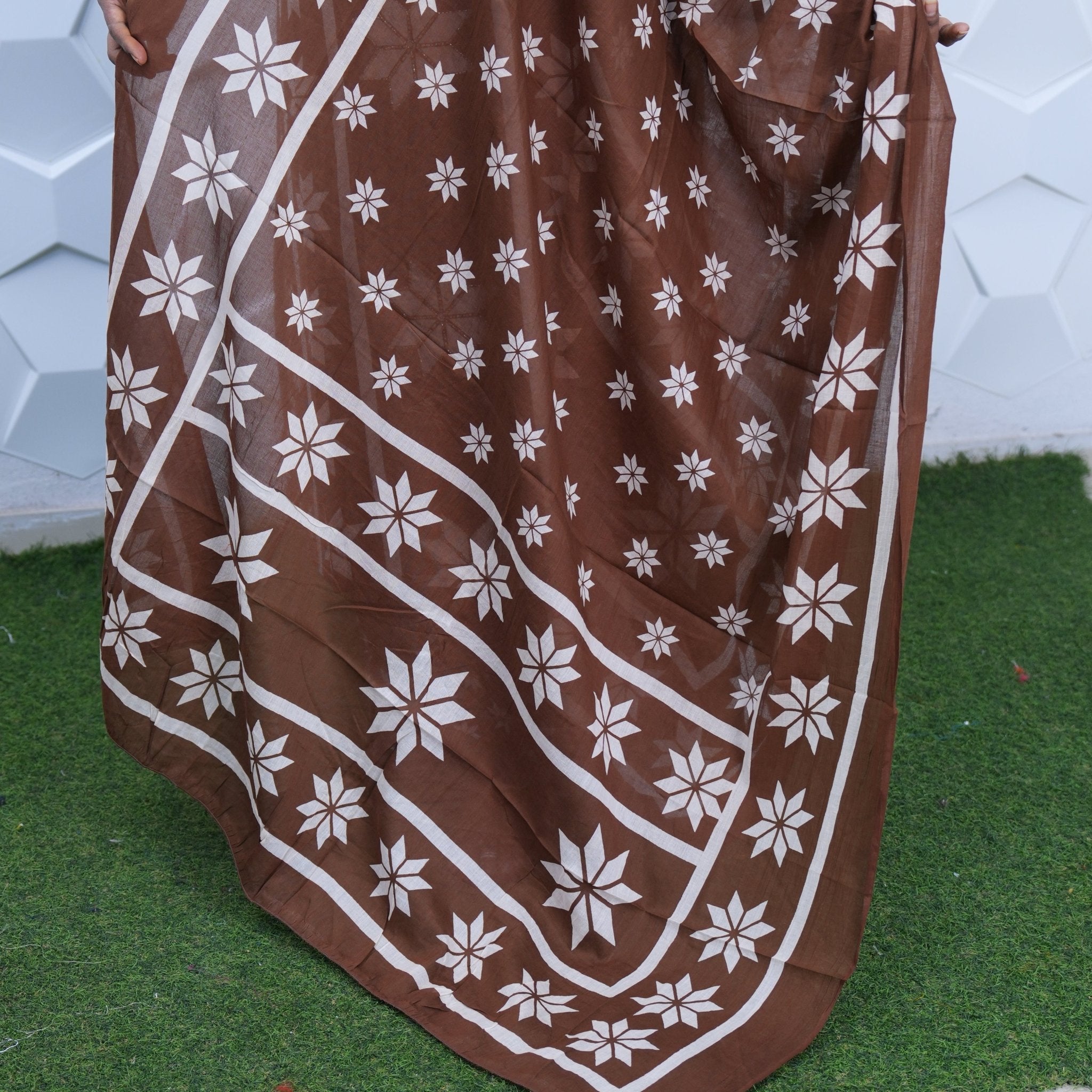 Cocoa Star Print Kurti Set