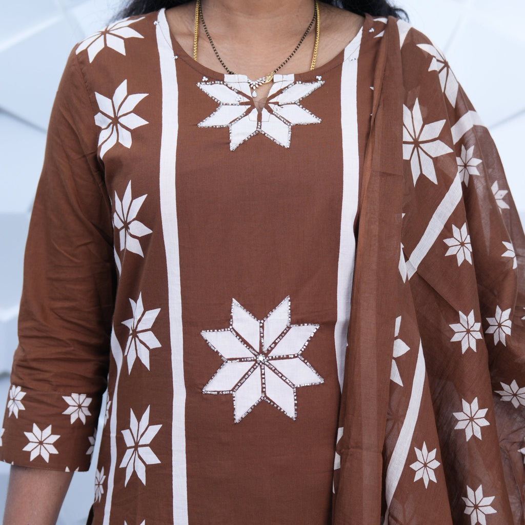 Cocoa Star Print Kurti Set