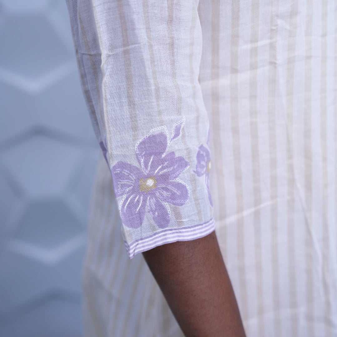 Elegant Floral Printed Straight Kurta Set – Cream & Lavender