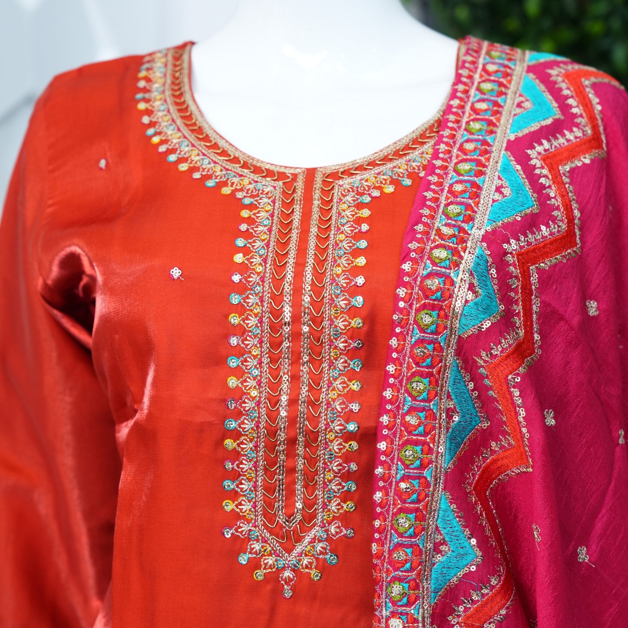 Farsi tissue partywear