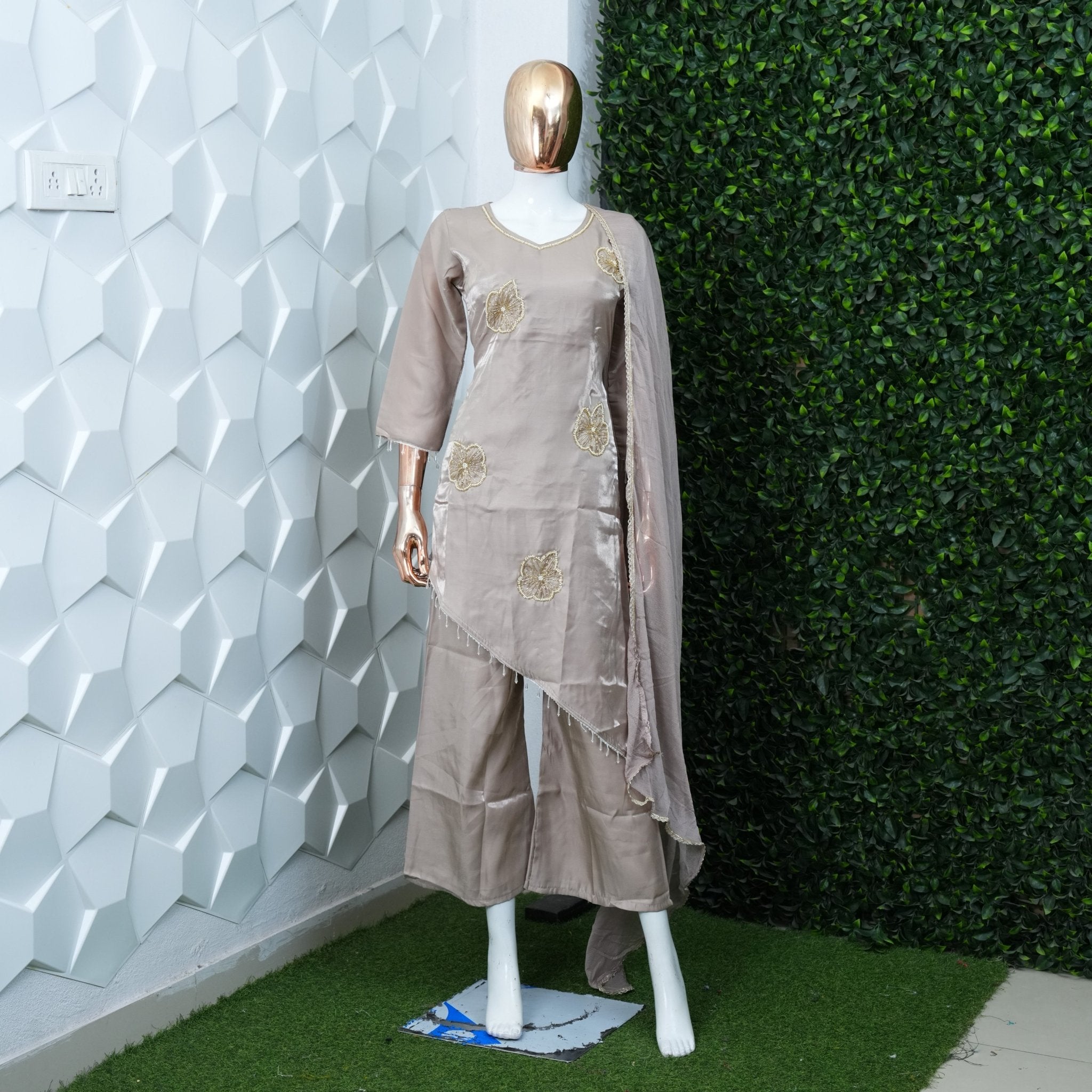Indo western party wear