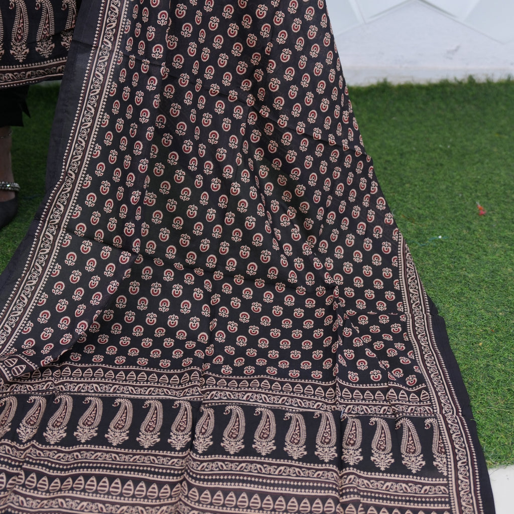 Midnight Elegance Printed Anarkali Set