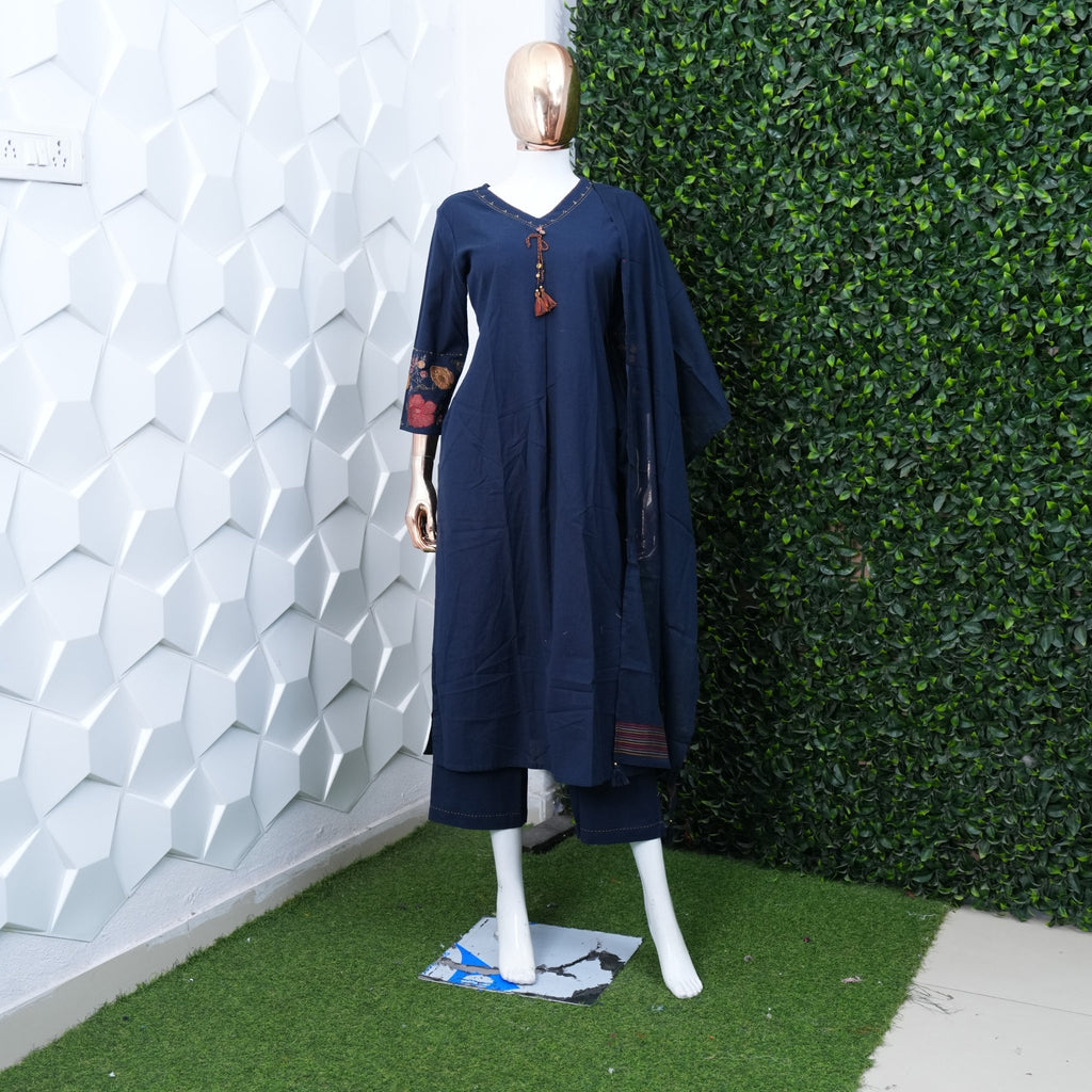 Premium cotton sets with Boutique style