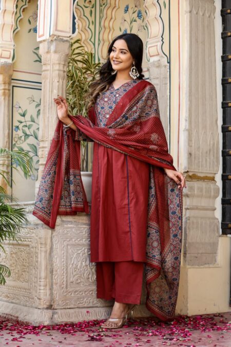 Cotton kurta set 
Ajrak print